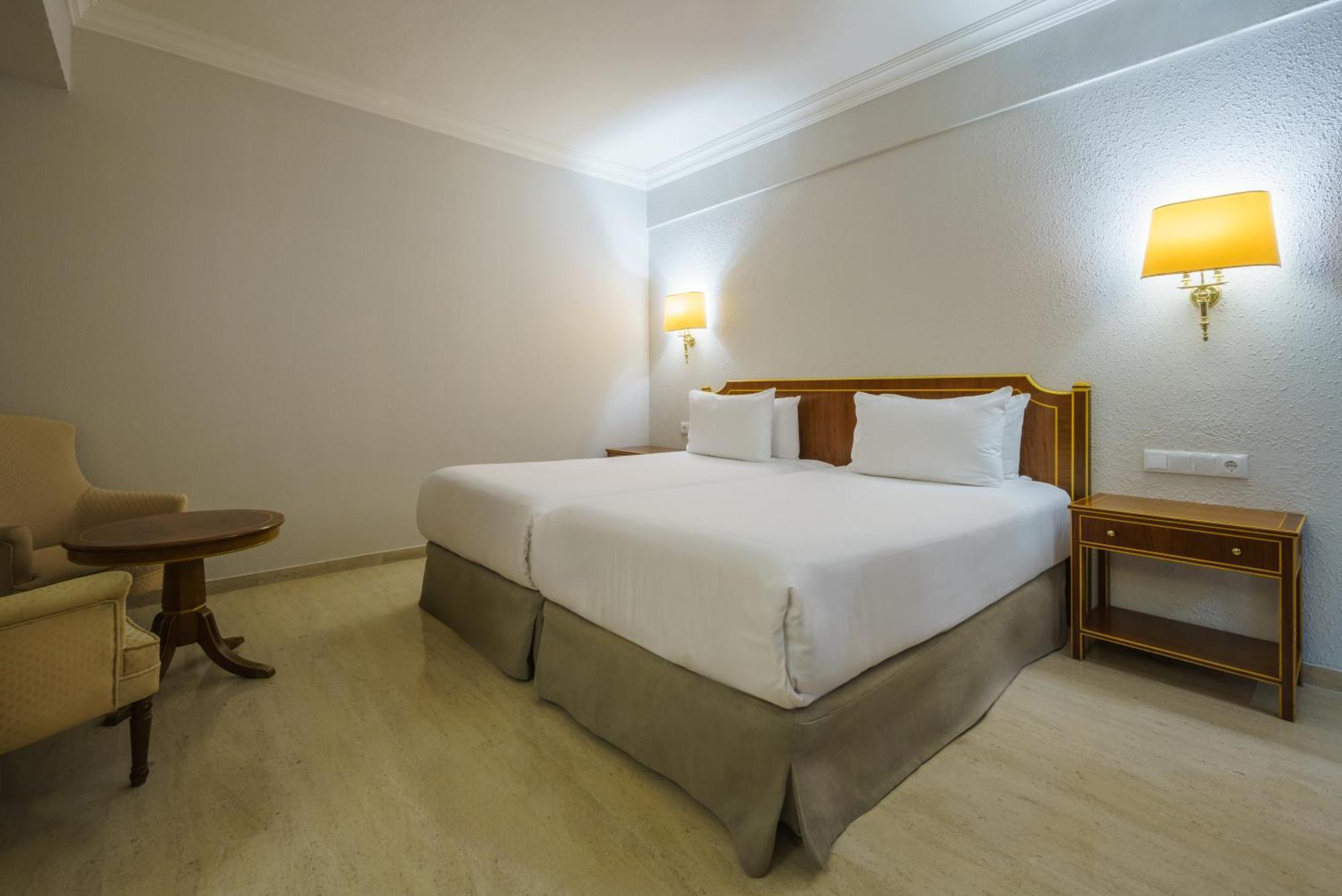 Crisol Jardines De Cordoba Hotel Luaran gambar
